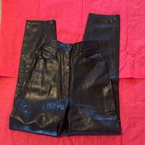 Vakko Women’s Leather Skinny Pants